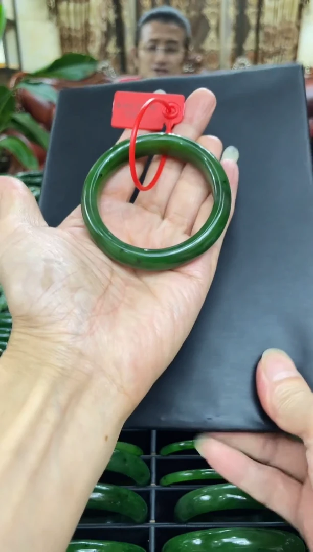 未镶嵌手镯和田玉（碧玉）妞***-993