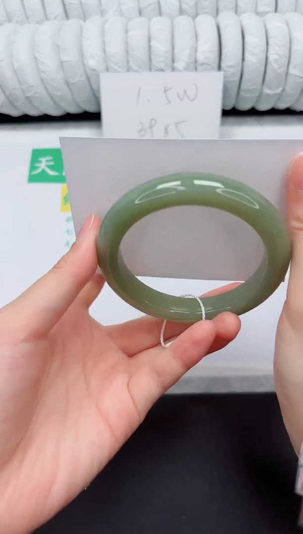 未镶嵌手镯和田玉151-60.3QS4