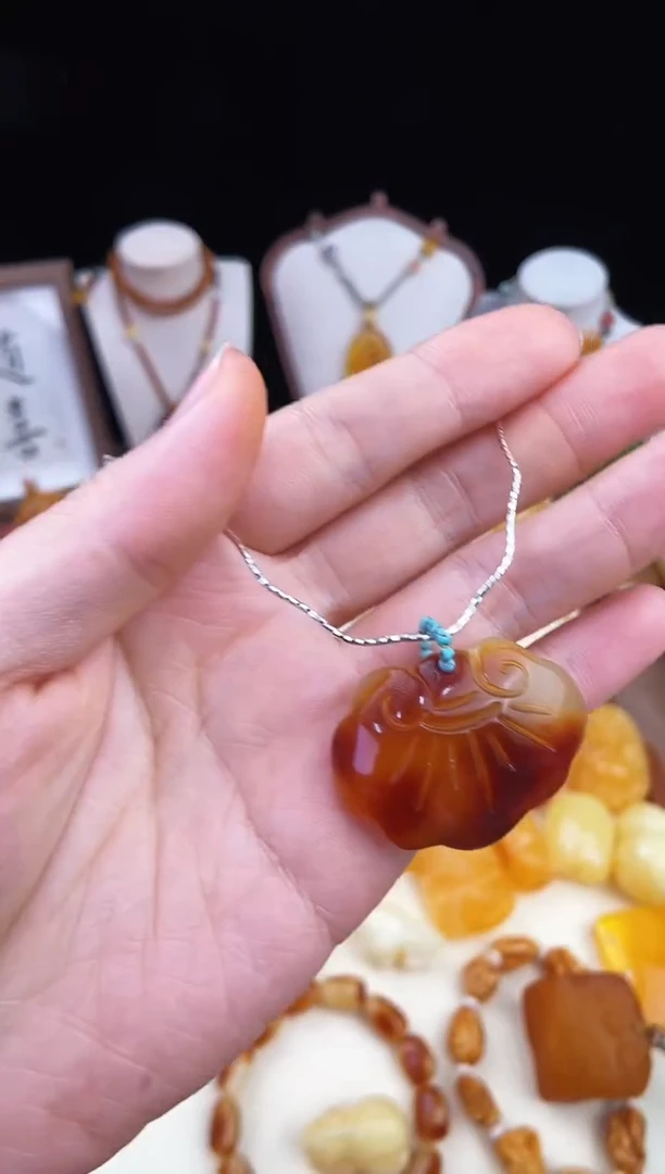 琥珀未镶嵌珠宝奇石柒月