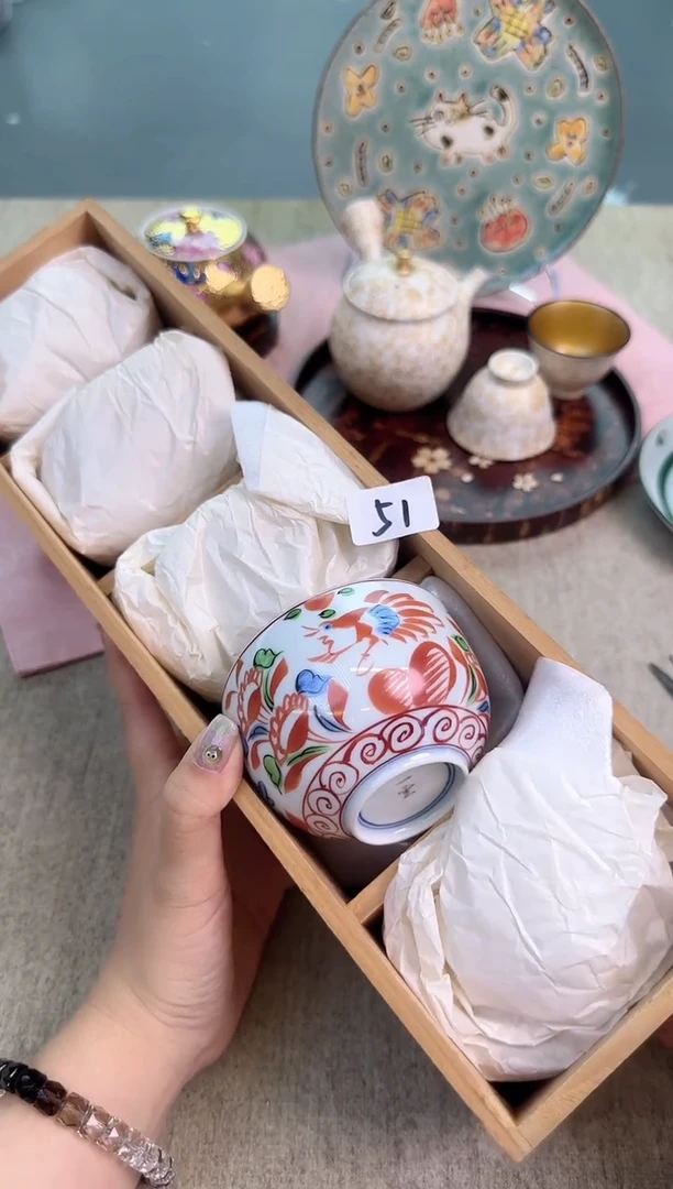 瓷片泡泡家的瓷器真好看