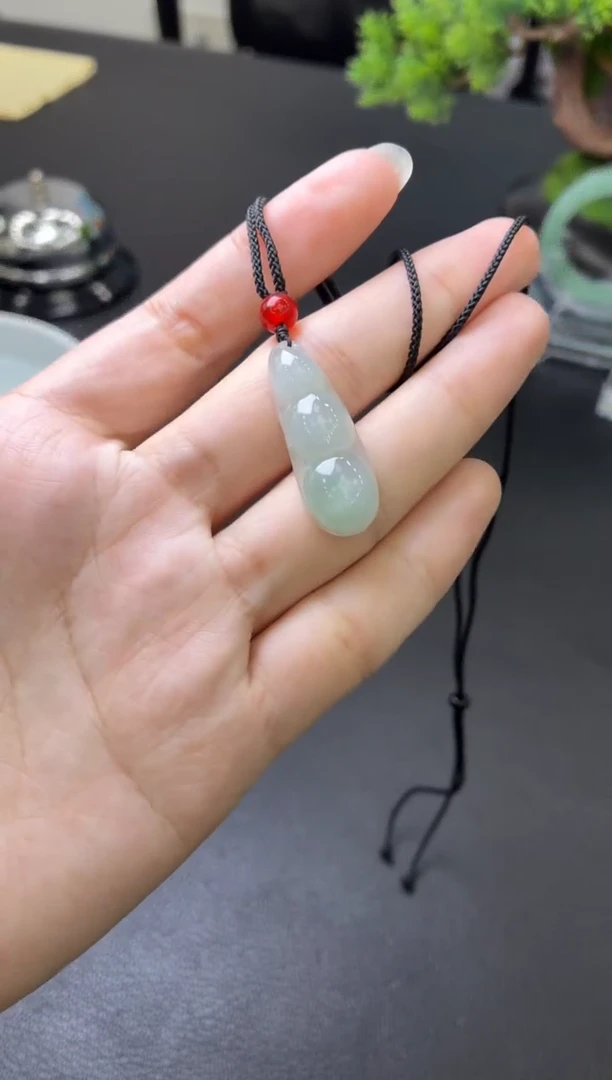 翡翠未镶嵌吊坠(不含链)吊坠