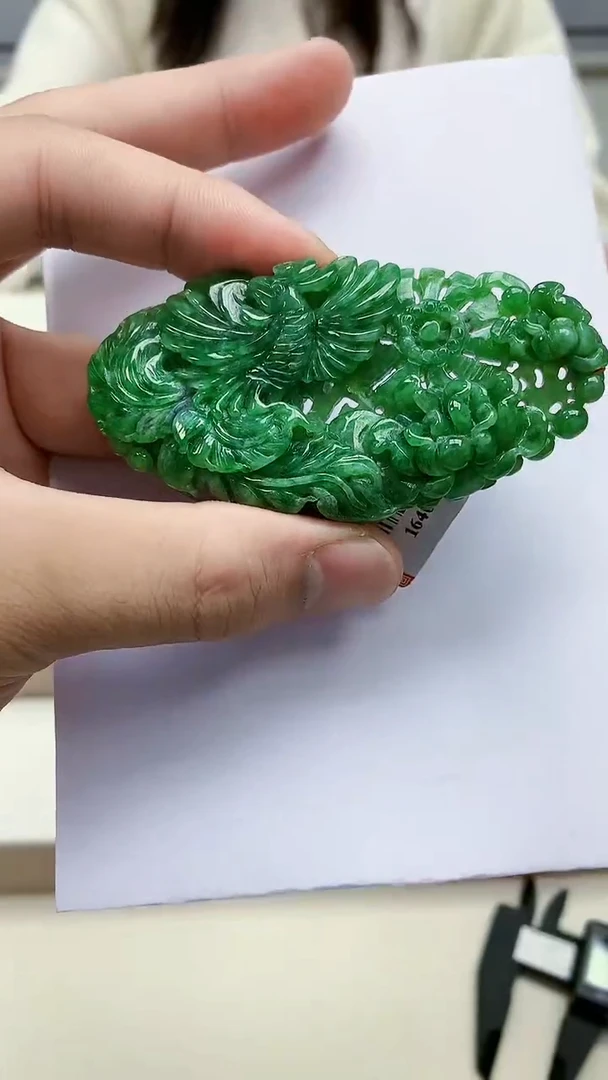 未镶嵌定制翡翠4852bb-毛货挂件25