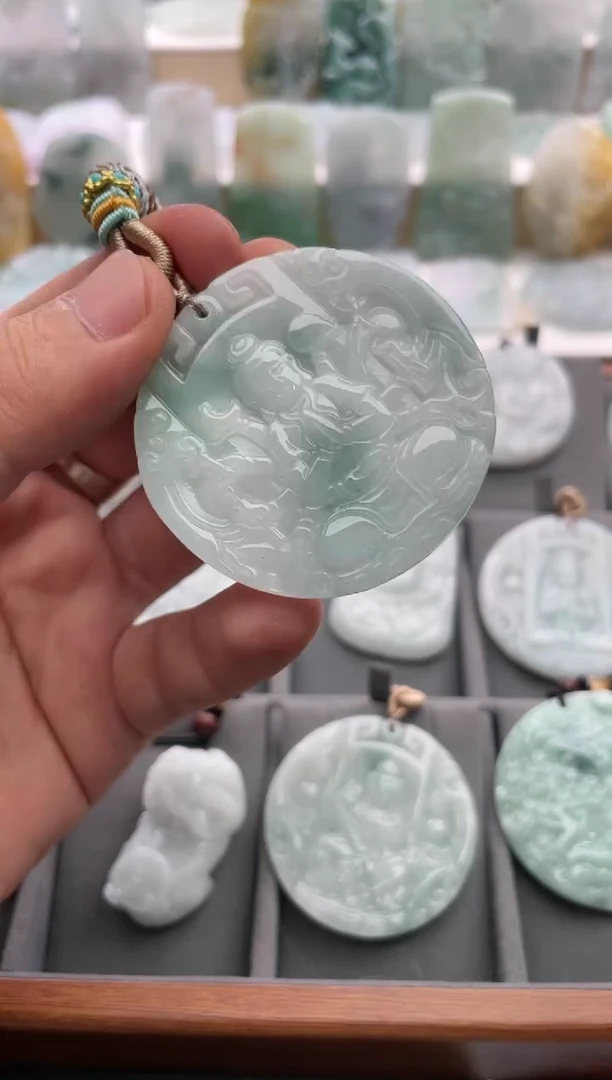 【闪购商品】翡翠颈饰未镶嵌..../2/19/ 103