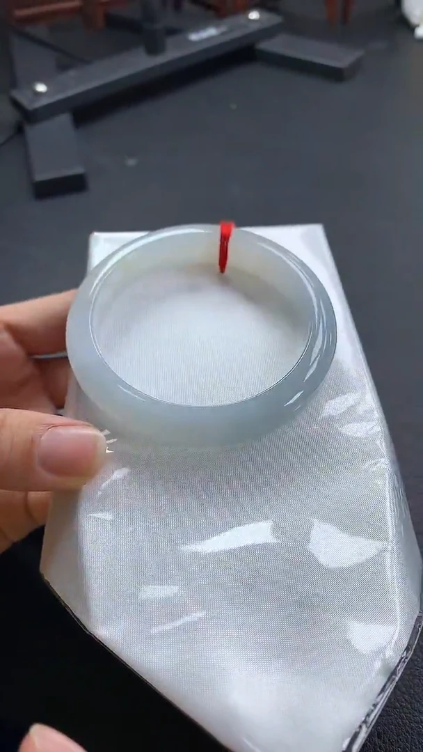 未镶嵌手镯翡翠天然缅甸A货翡翠手镯