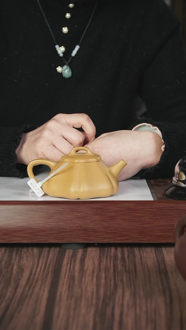 【闪购商品】紫砂茶壶筋纹  黄金段  石瓢