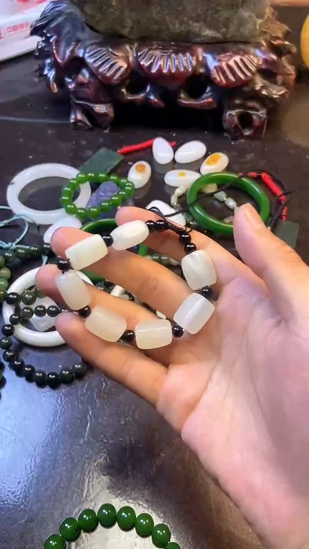 手链未镶嵌和田玉主播推荐！！主播推荐！！