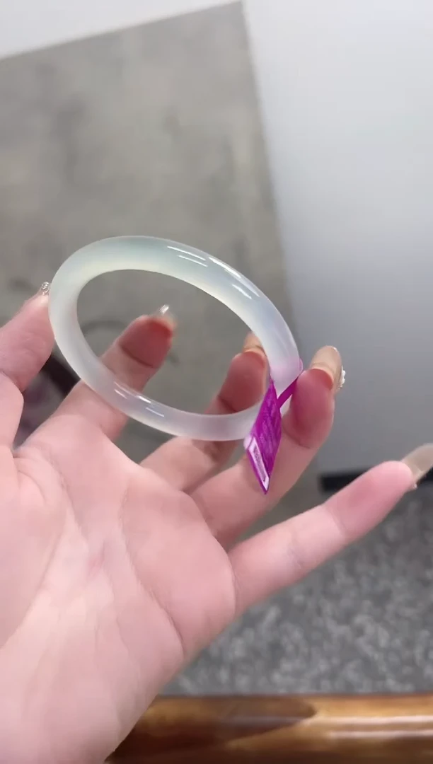 【闪购商品】玛瑙/玉髓手镯未镶嵌56-57圈 需要包容圆条