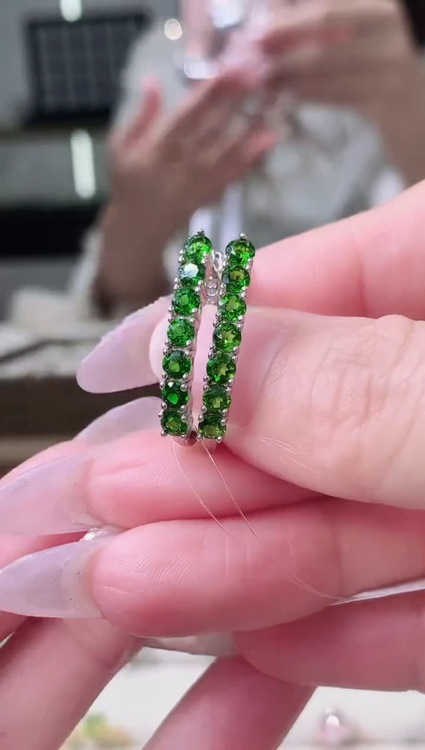 【闪购商品】透辉石耳饰银S925镶嵌119-2