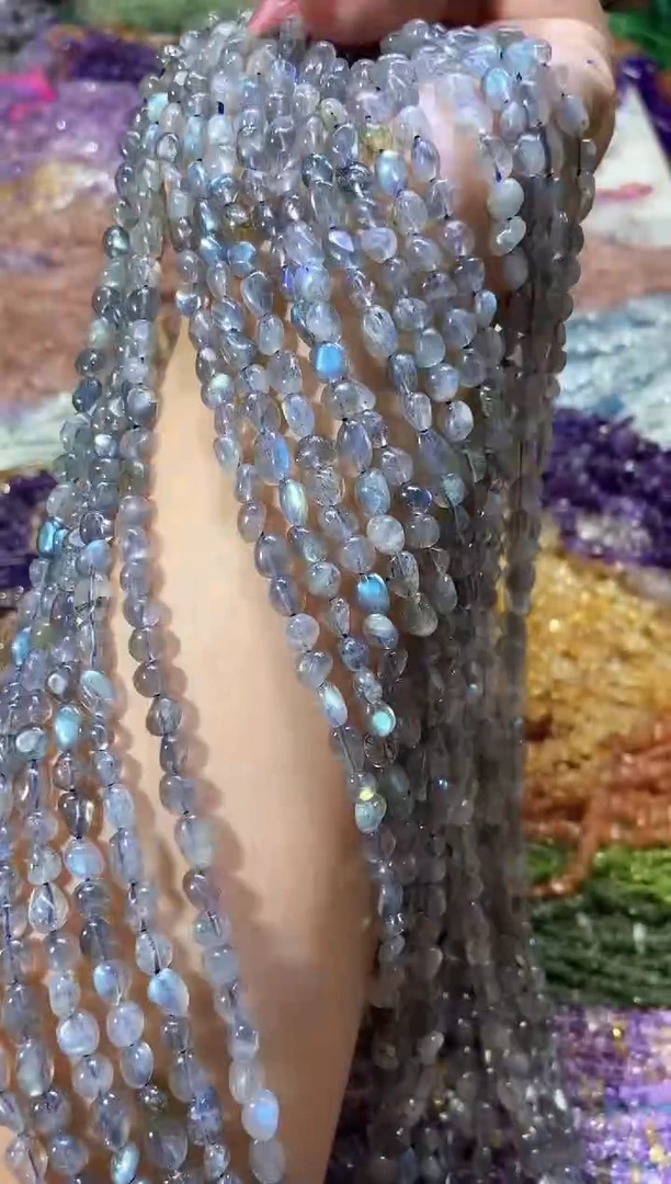 水晶珠宝半成品未镶嵌随形灰月光