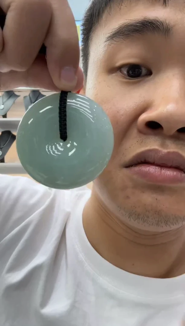 颈饰未镶嵌翡翠好**林天然翡翠A货孤品一件