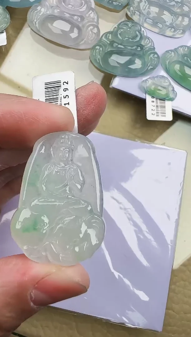 颈饰未镶嵌翡翠缅甸翡翠a货