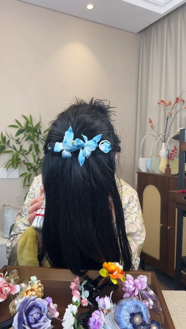 刺绣蓝色鸢尾花懒人夹