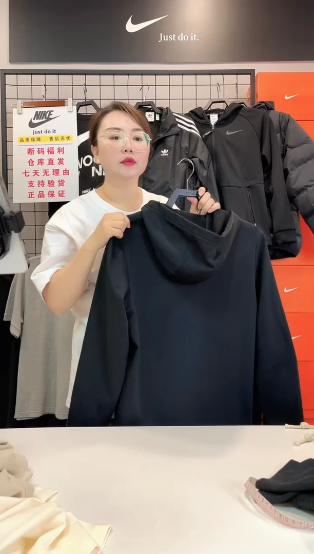 6232 加绒外套 L码 130-150斤  不退换