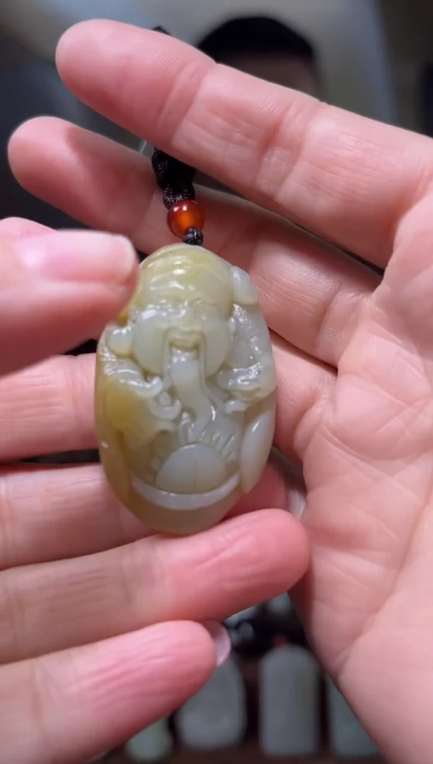 颈饰未镶嵌和田玉·