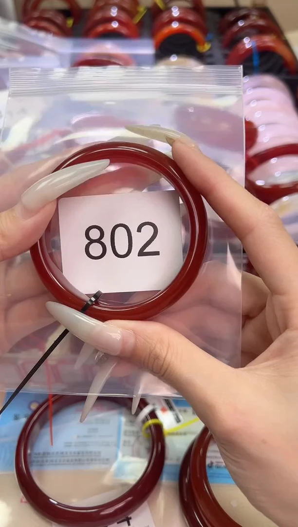 玛瑙/玉髓手镯未镶嵌57圈口*802
