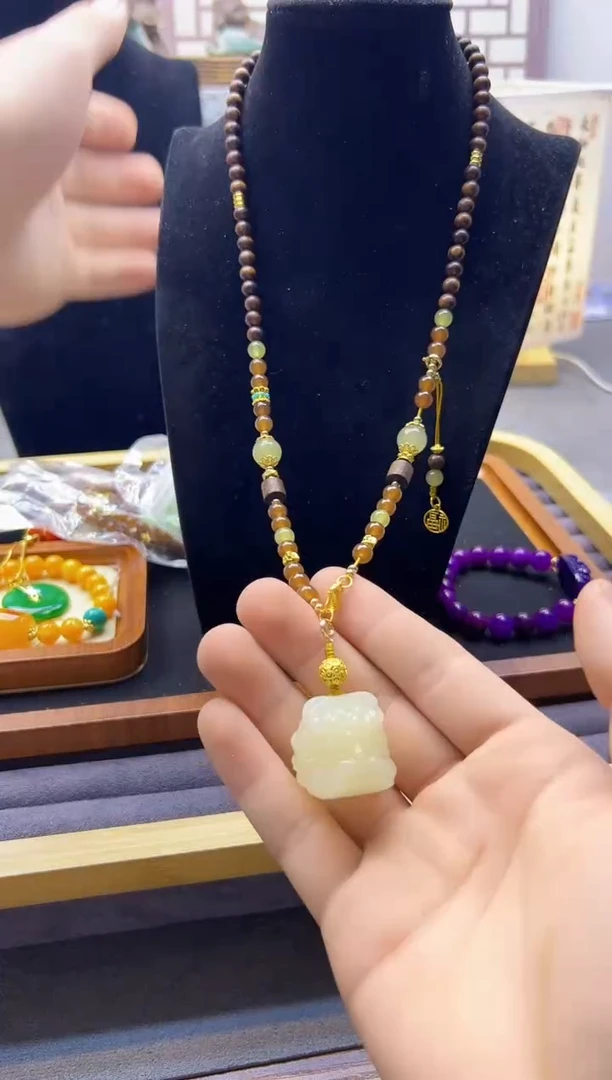 【闪购商品】和田玉颈饰14K金镶嵌X818