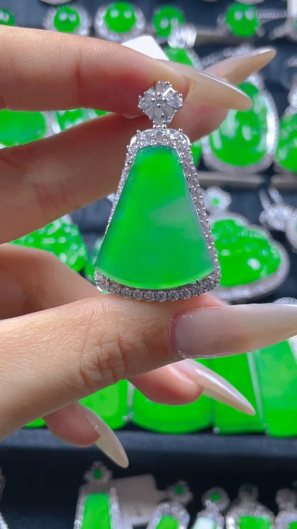 颈饰银S925镶嵌翡翠11