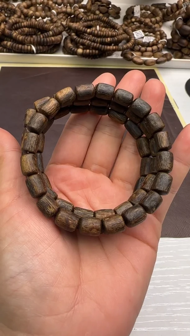 【闪购商品】沉香手串沉水级吊罗山奇楠树根油6mm多样性发1