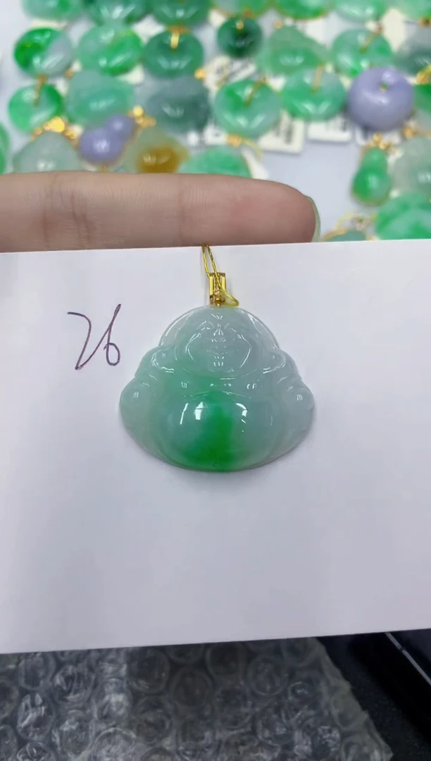 颈饰18K金镶嵌翡翠青*青咖1111111111