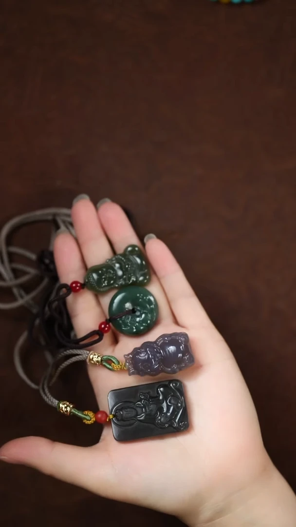 未镶嵌和田玉挂件闪购 宝宝佛一套4个