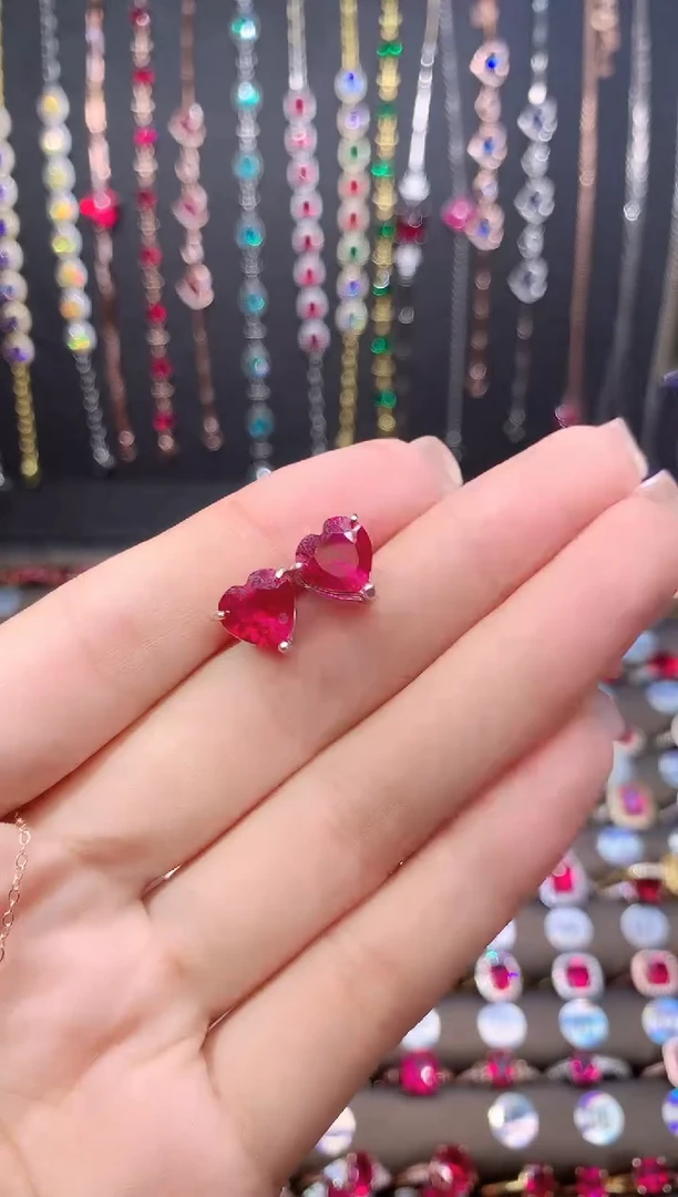 耳饰银S925镶嵌红宝石8银色