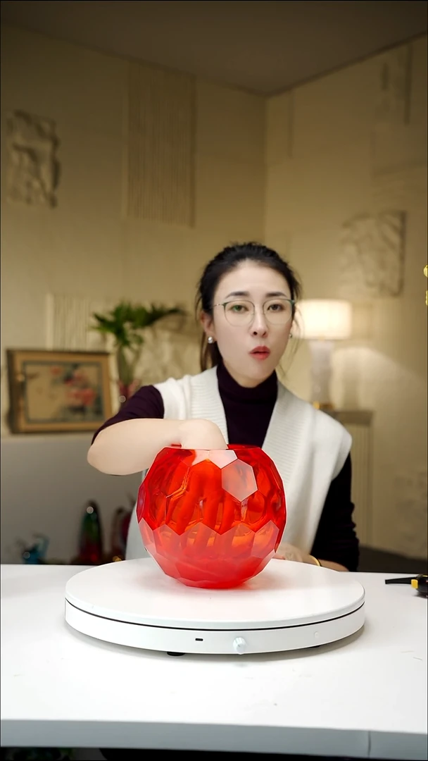 手工艺品琉璃宝石红色圆形花器