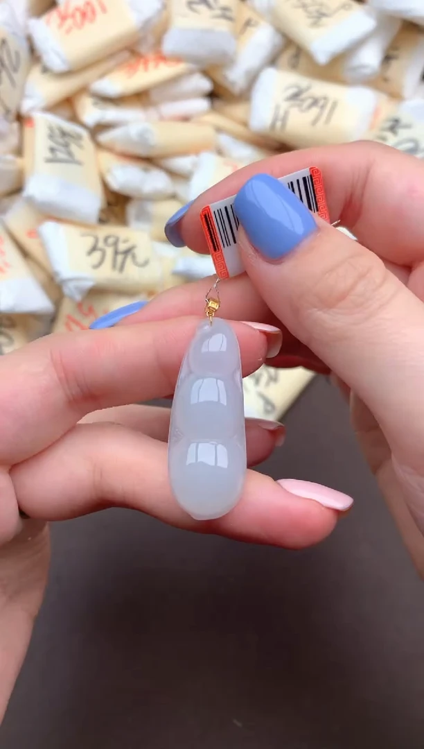 翡翠挂件18K金镶嵌一福利