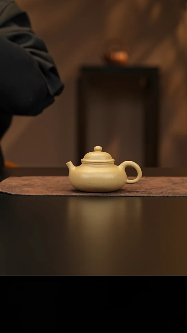 【闪购商品】紫砂茶壶允禾斋wls 梨皮 容天 130c