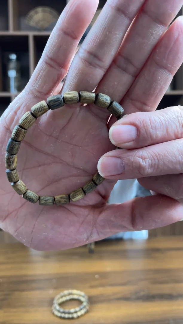 沉香沉香碎屑奇楠沉香随型单圈