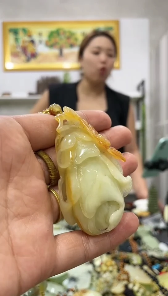 岫玉未镶嵌挂件