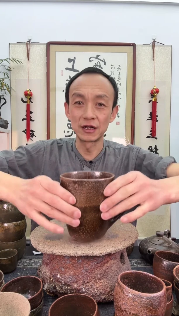 【闪购商品】瑕疵红色马克杯600毫升