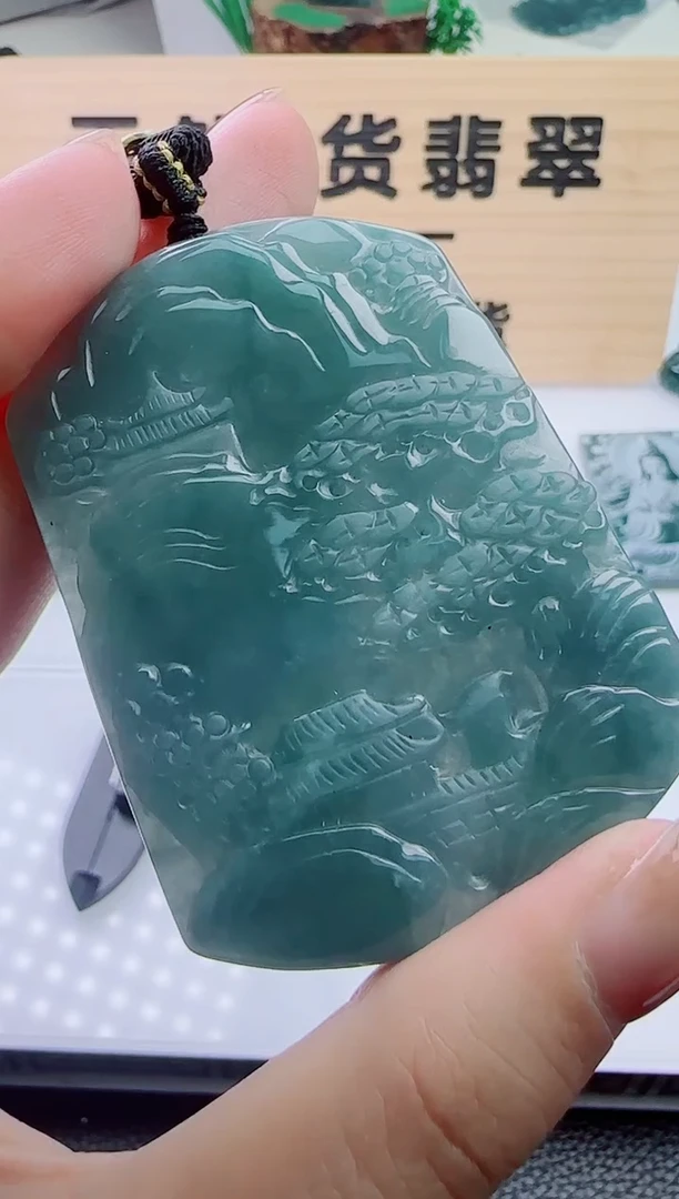 颈饰未镶嵌翡翠天然A货翡翠  多样性发其一