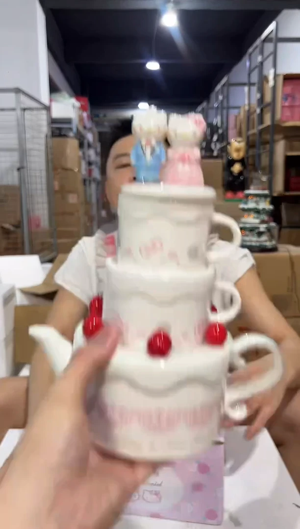 瓷片原盒结婚kt猫蛋糕茶壶