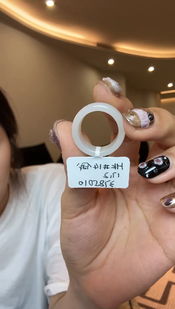 【闪购商品】和田玉戒指未镶嵌14码俄白