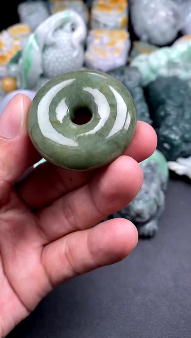 吊坠(不含链)未镶嵌翡翠1