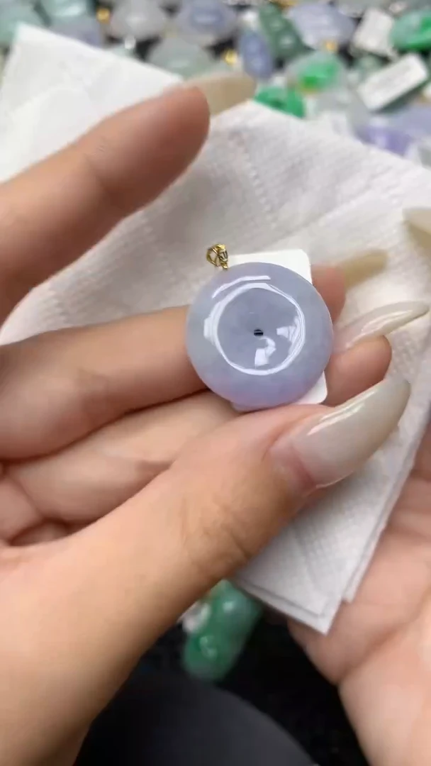 颈饰18K金镶嵌翡翠11111111111