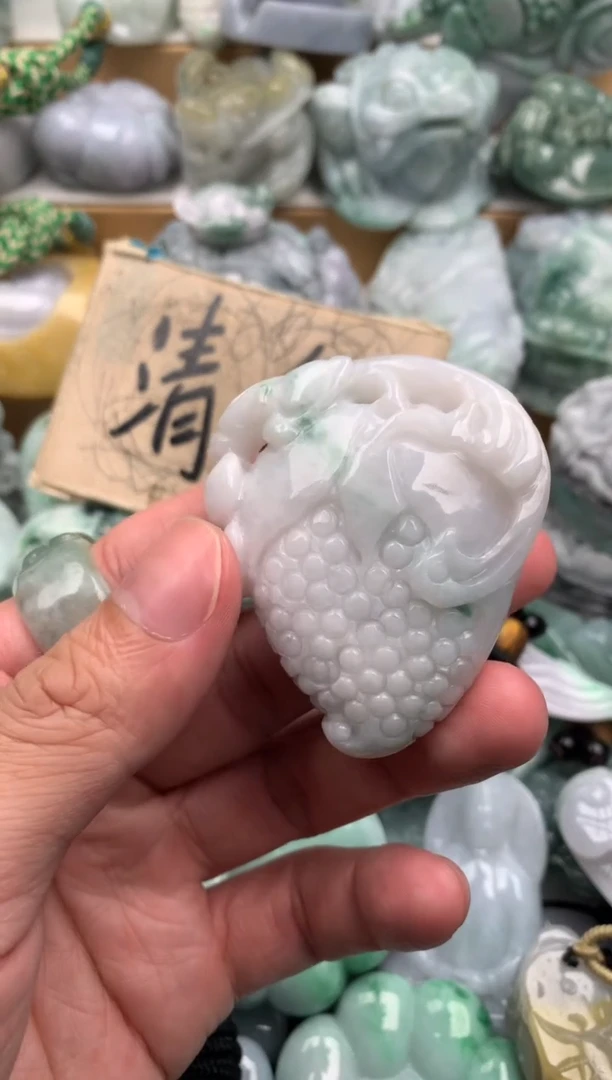 吊坠(不含链)未镶嵌翡翠1