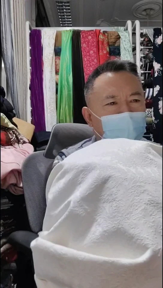 白色提花立体花布料