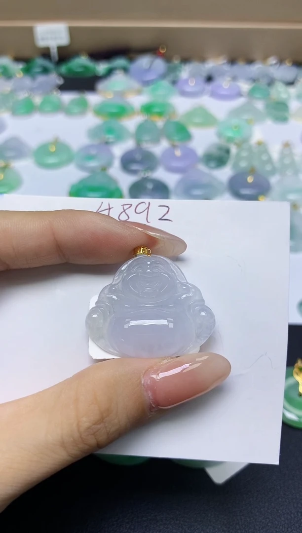 翡翠18K金镶嵌颈饰 天然缅甸翡翠A货