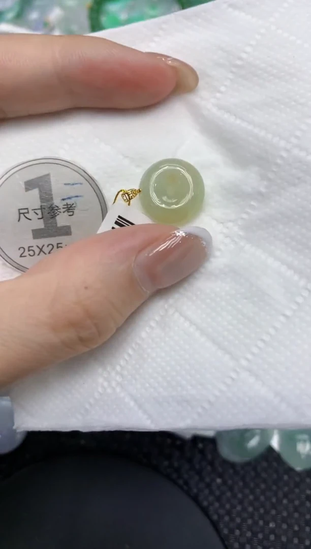 颈饰18K金镶嵌翡翠11111111