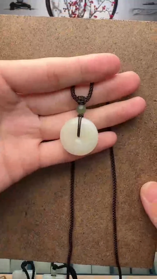 颈饰未镶嵌和田玉?****CD