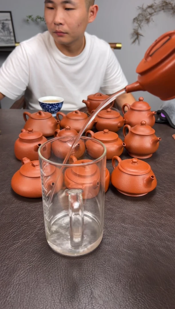 紫砂光素涛***冲宽口汉瓦