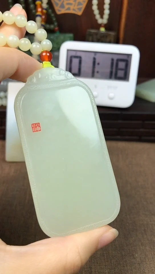 颈饰未镶嵌和田玉随*随着