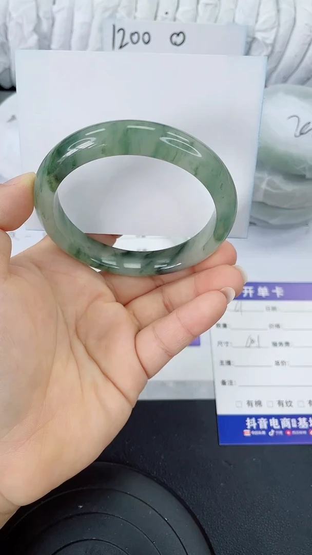 未镶嵌手镯石英质玉61-60/61