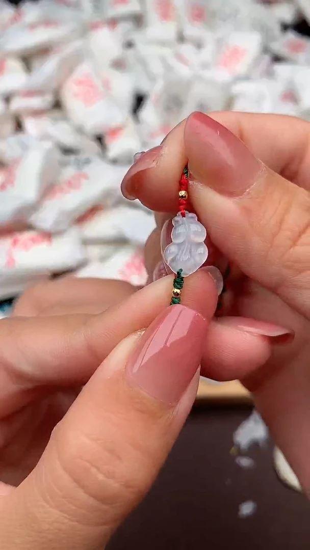 【闪购商品】翡翠手绳未镶嵌一
