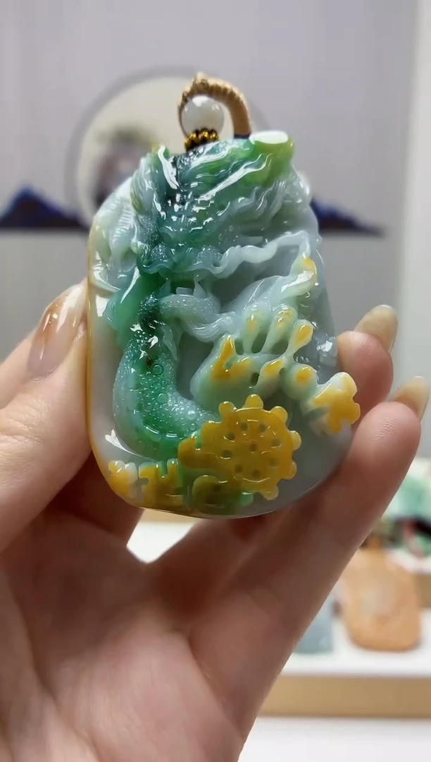 未镶嵌定制翡翠5060jw-毛货挂件122