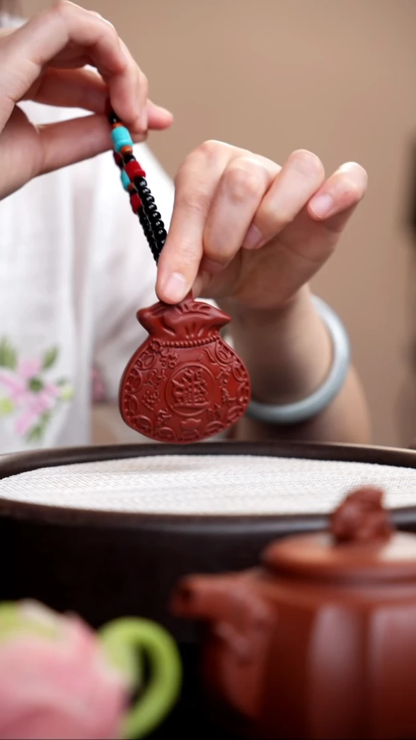 茶壶紫砂朱泥福袋手把件