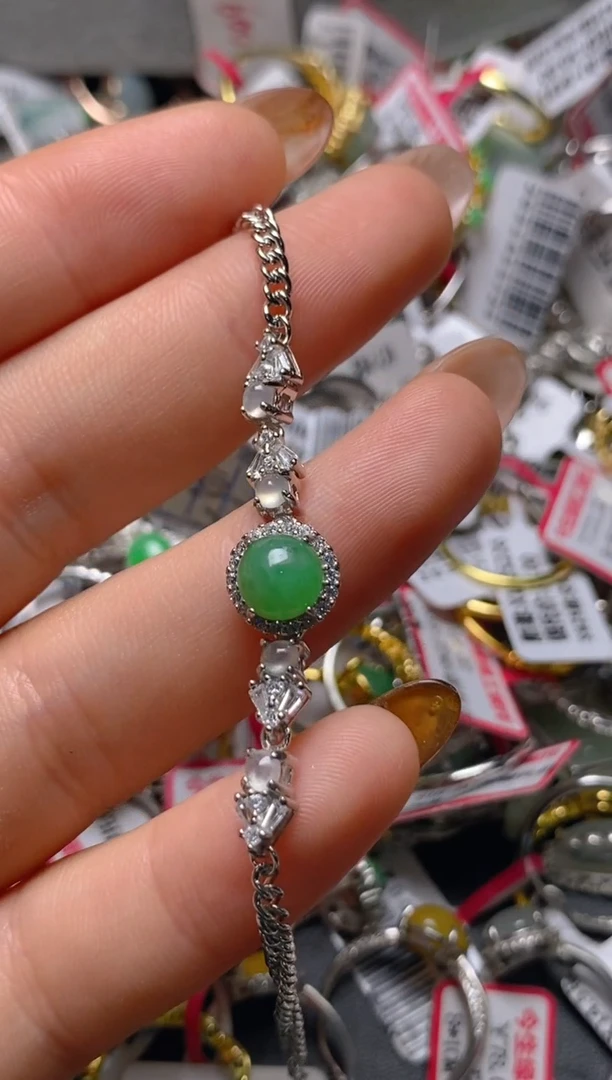 银S925镶嵌戒指翡翠百内无证书