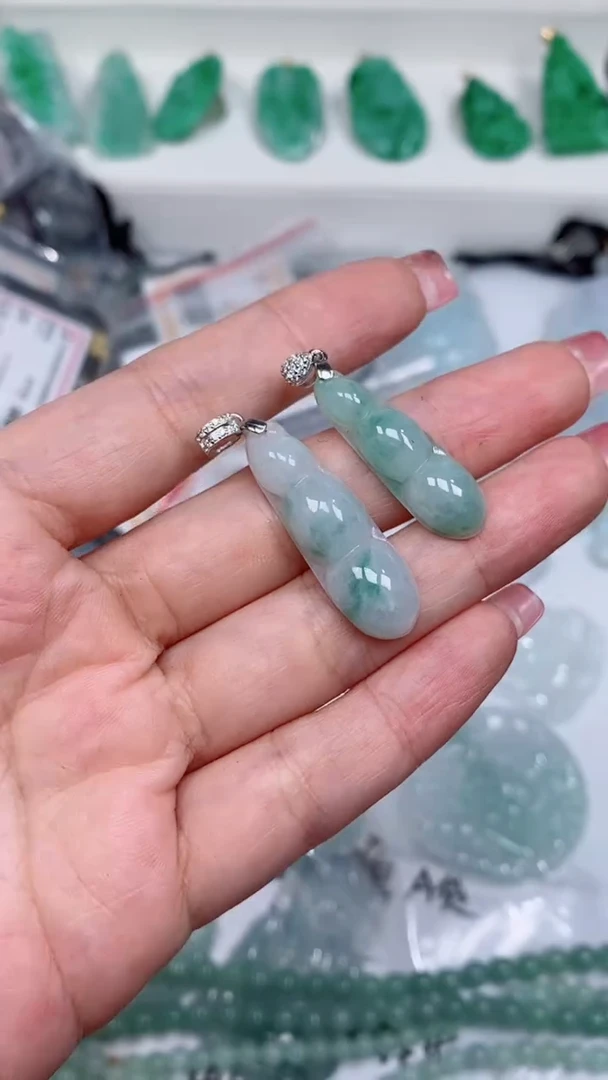 翡翠银S925镶嵌颈饰吊坠