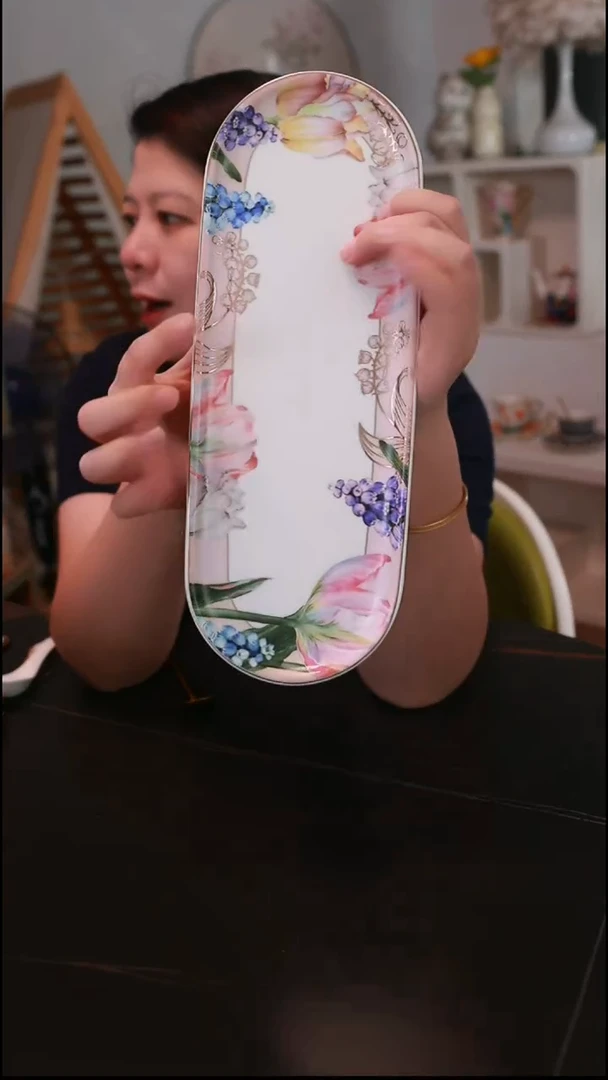 瓷微瑕郁金香调味托盘E677